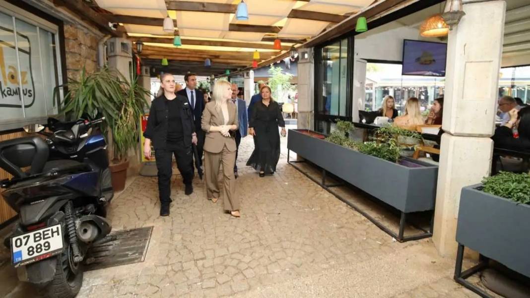 Akdeniz Üniversitesi’nde Cumhuriyet Coşkusu Koşuyla Zirve Yaptı! 3